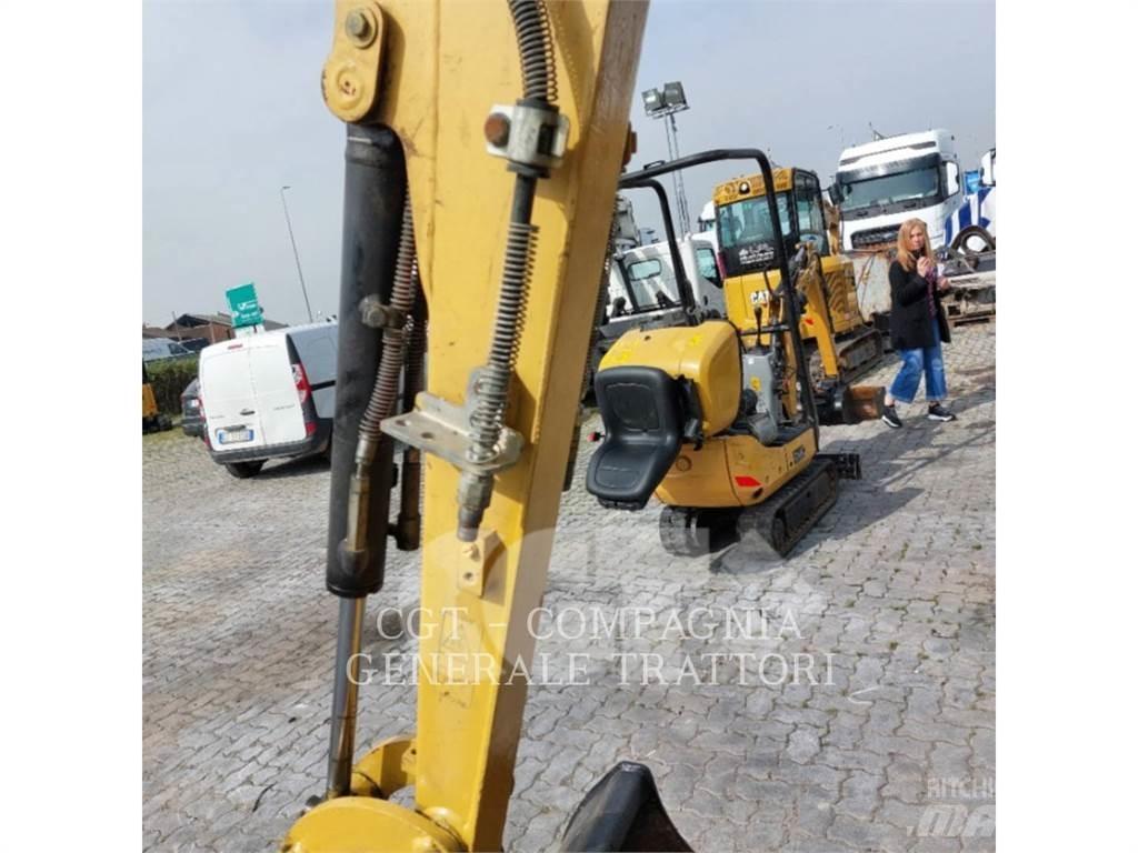 CAT 301.7 Pásová rýpadla