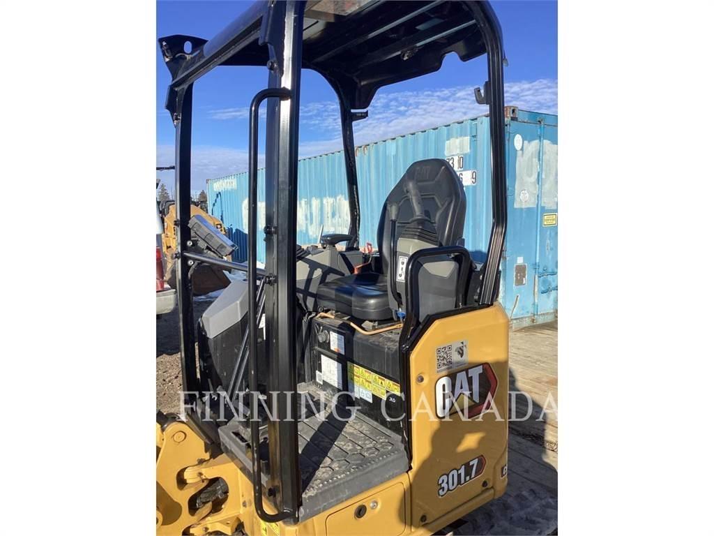 CAT 301.7-05 Pásová rýpadla