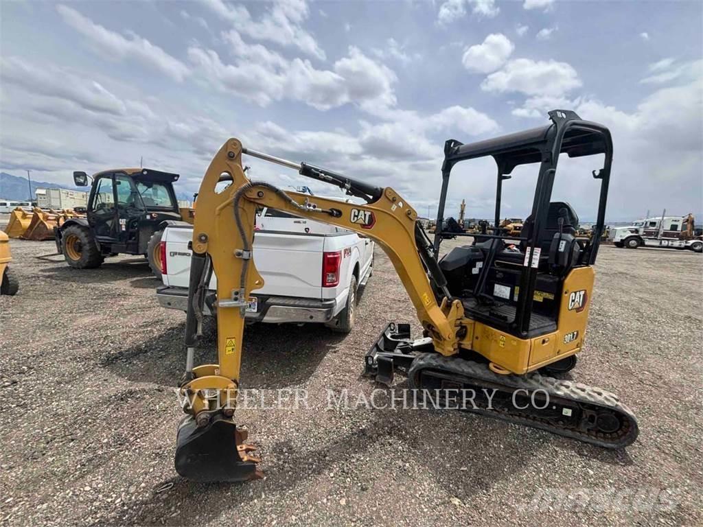 CAT 301.7 C1 Pásová rýpadla