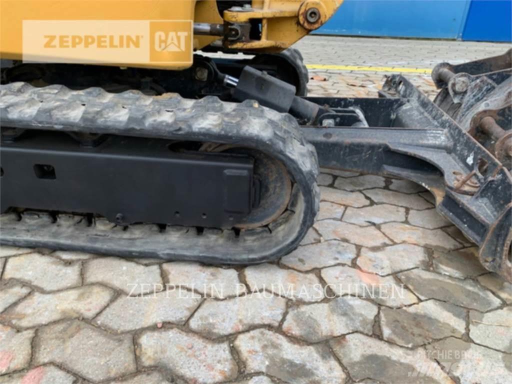 CAT 301.7DCR Pásová rýpadla