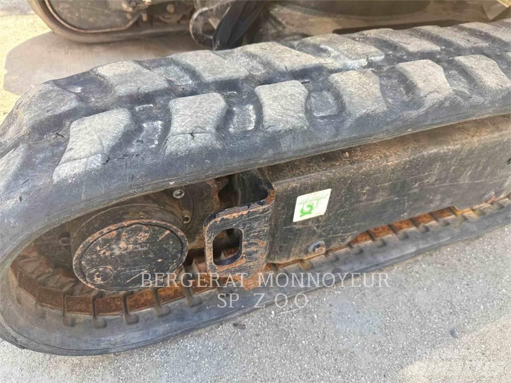 CAT 301.8 Pásová rýpadla