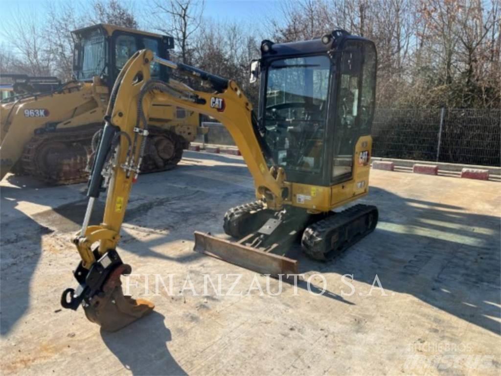 CAT 301.8 Pásová rýpadla