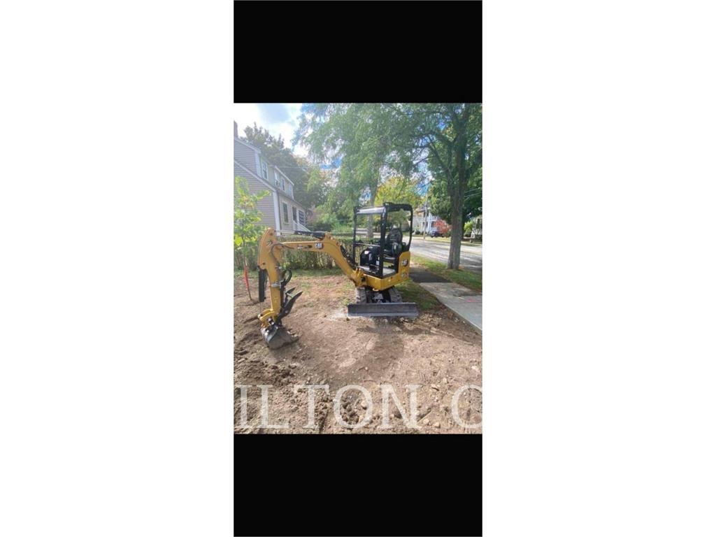 CAT 301.8 Pásová rýpadla