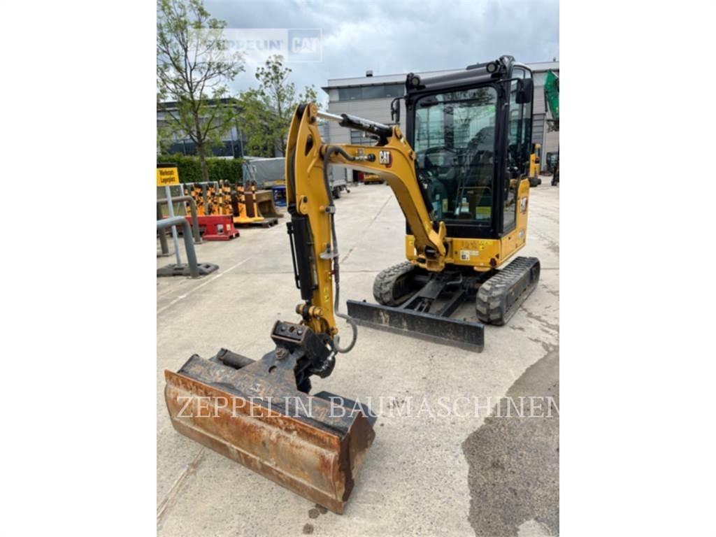 CAT 301.8-05A Pásová rýpadla