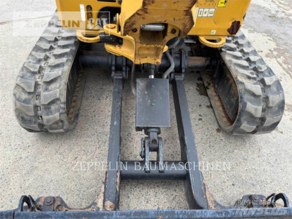 CAT 301.8-05A Pásová rýpadla