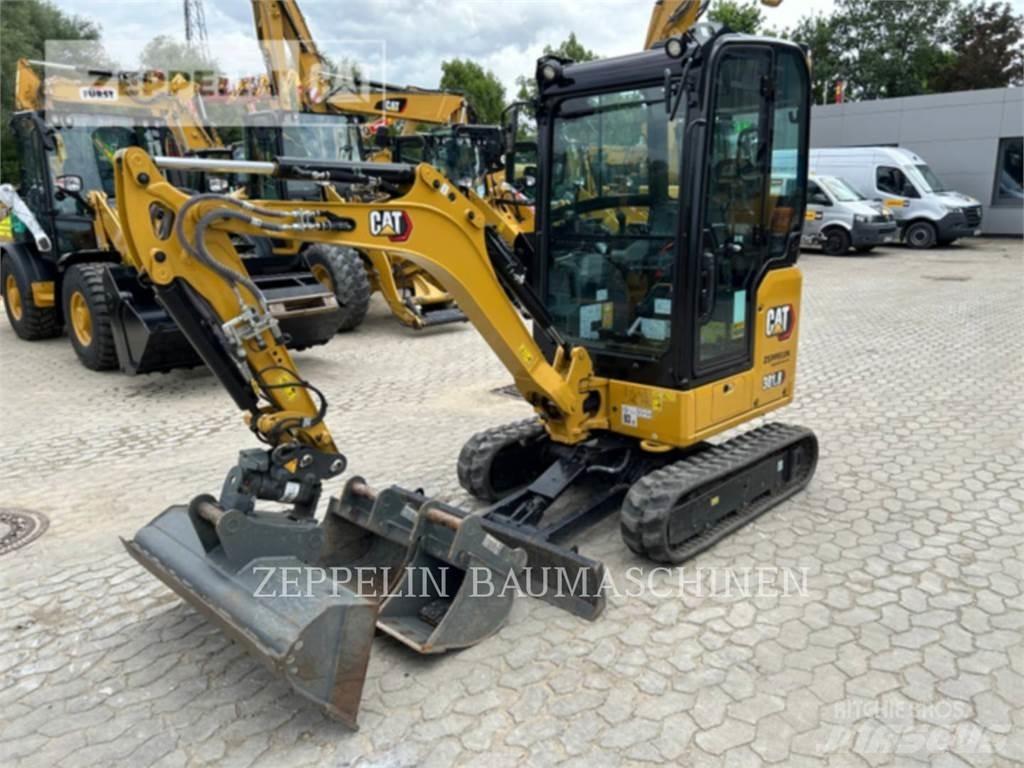 CAT 301.8-05A Pásová rýpadla