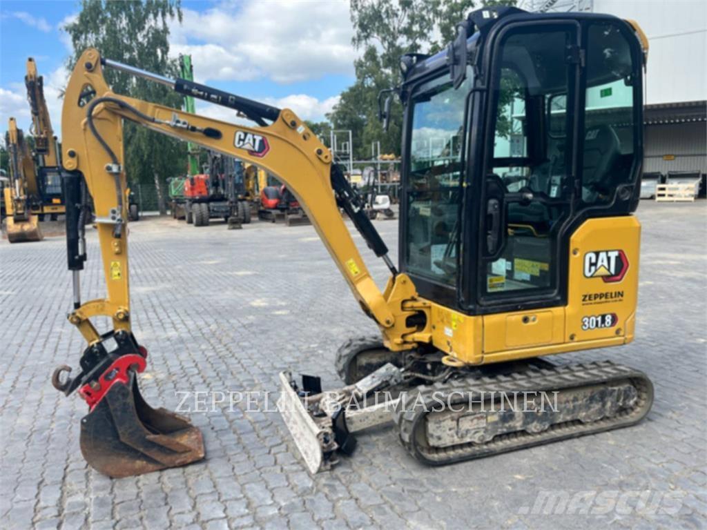 CAT 301.8-05A Pásová rýpadla