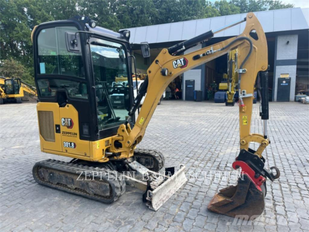 CAT 301.8-05A Pásová rýpadla