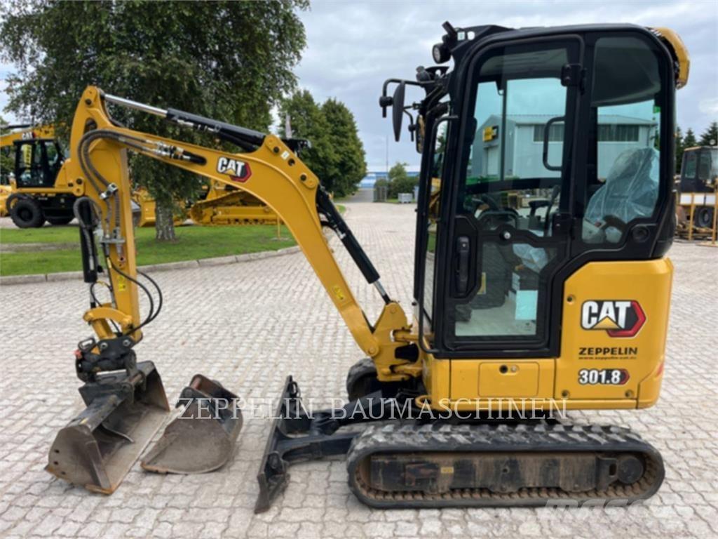 CAT 301.8-05A Pásová rýpadla