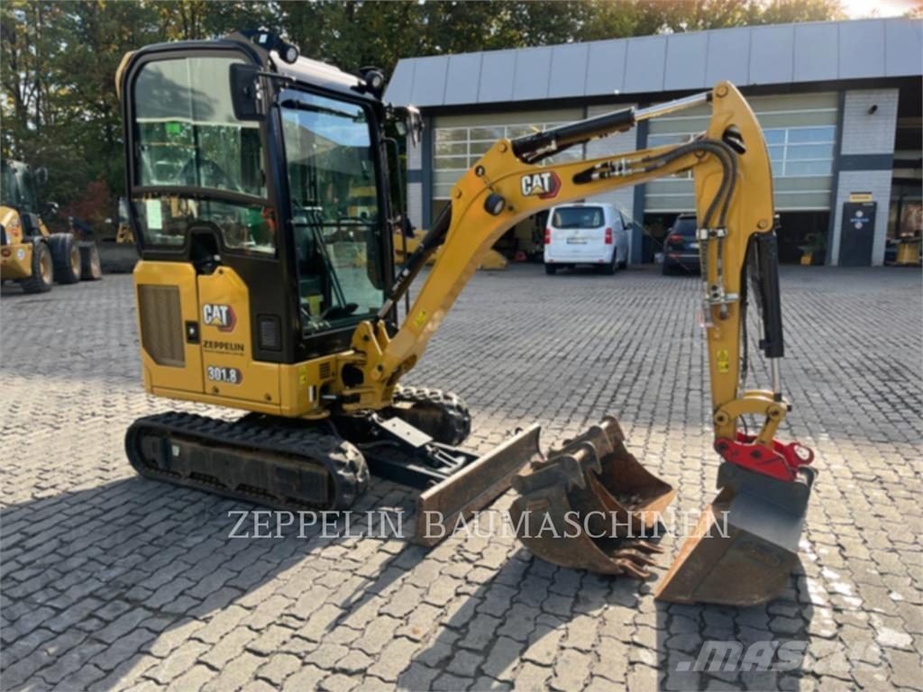 CAT 301.8-05A Pásová rýpadla