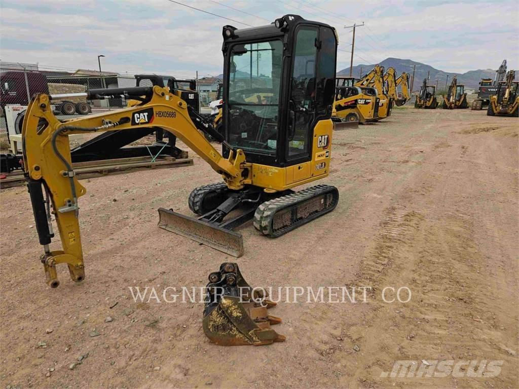 CAT 301.805 Pásová rýpadla