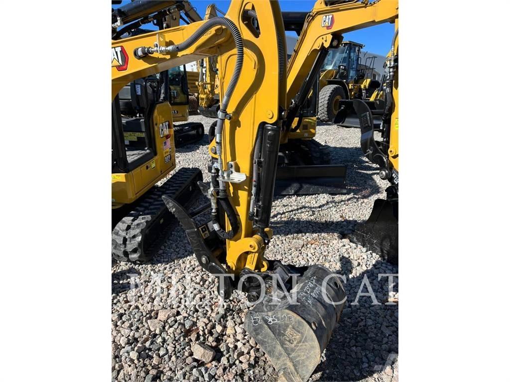 CAT 302 Pásová rýpadla
