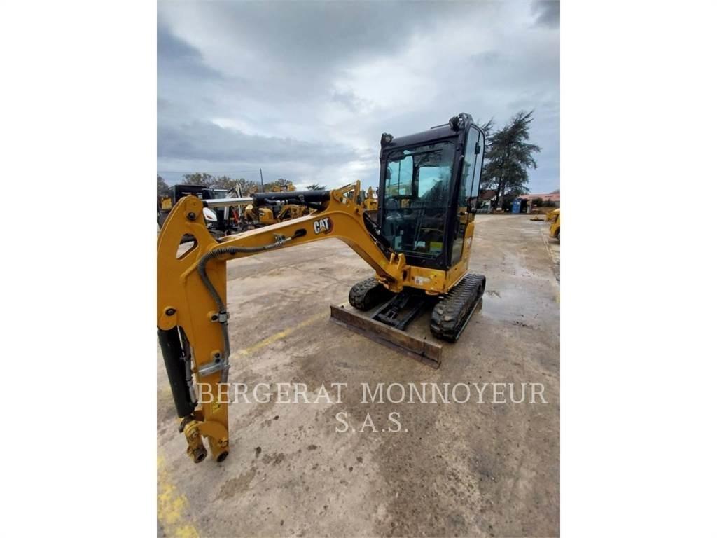 CAT 302 Pásová rýpadla