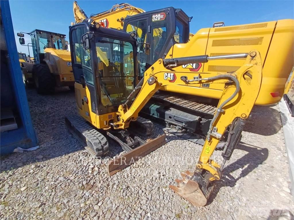 CAT 302-05CR Pásová rýpadla