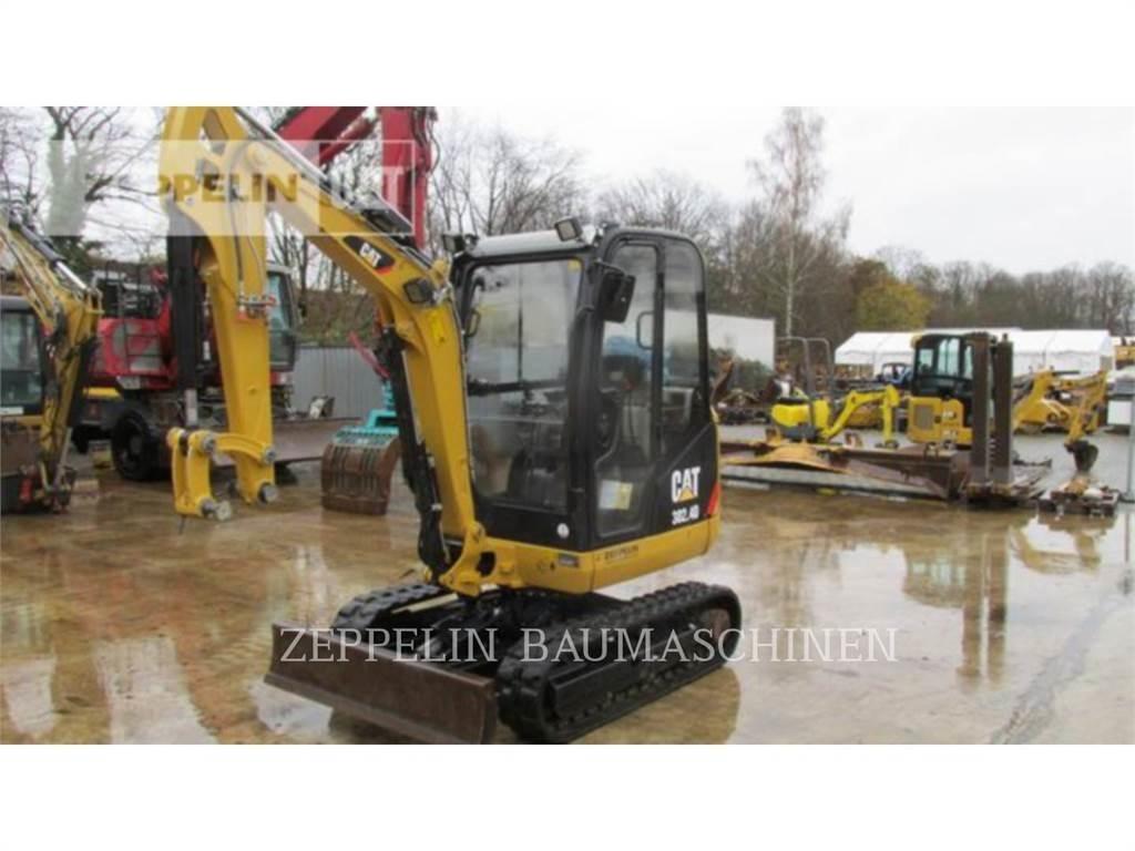 CAT 302.4D Pásová rýpadla
