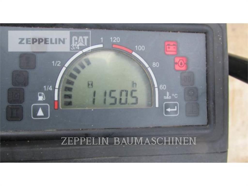 CAT 302.4D Pásová rýpadla