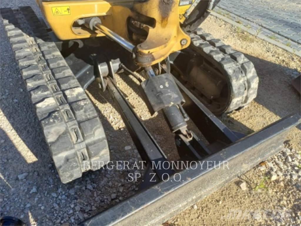 CAT 302.4D Pásová rýpadla