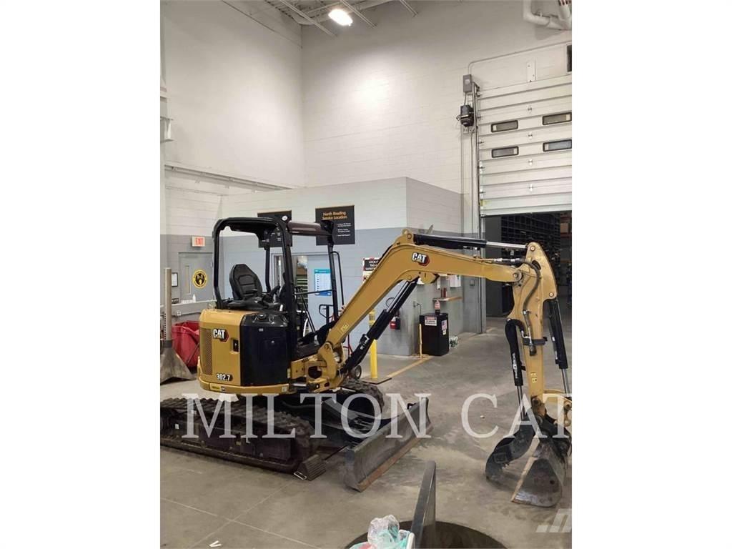 CAT 302.7 Pásová rýpadla