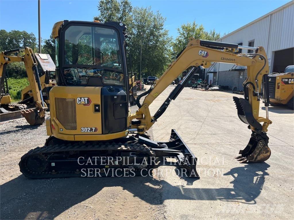 CAT 302.7-07CR Pásová rýpadla