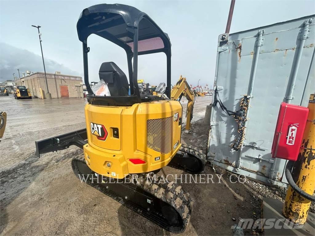 CAT 302.7 C1 Pásová rýpadla