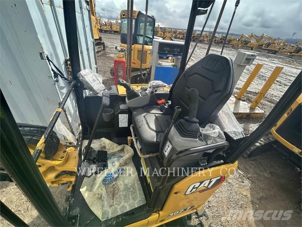 CAT 302.7 C1 Pásová rýpadla