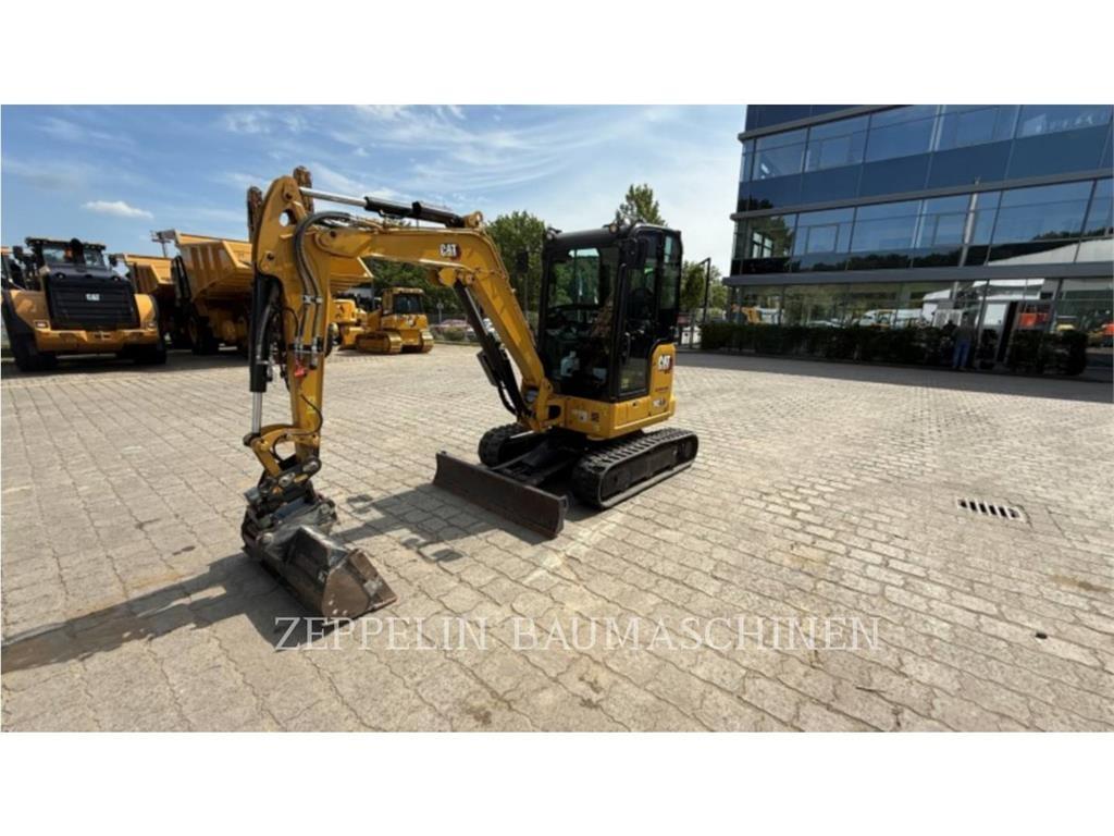 CAT 302.7CR-07 Pásová rýpadla