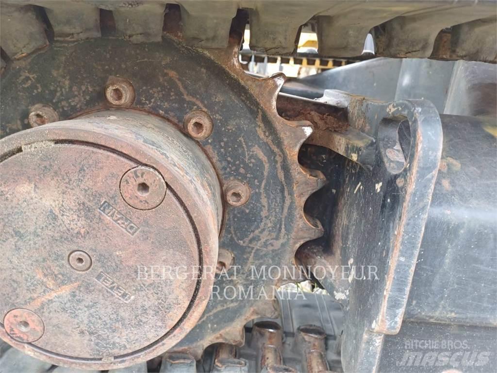 CAT 302.7DCR Pásová rýpadla