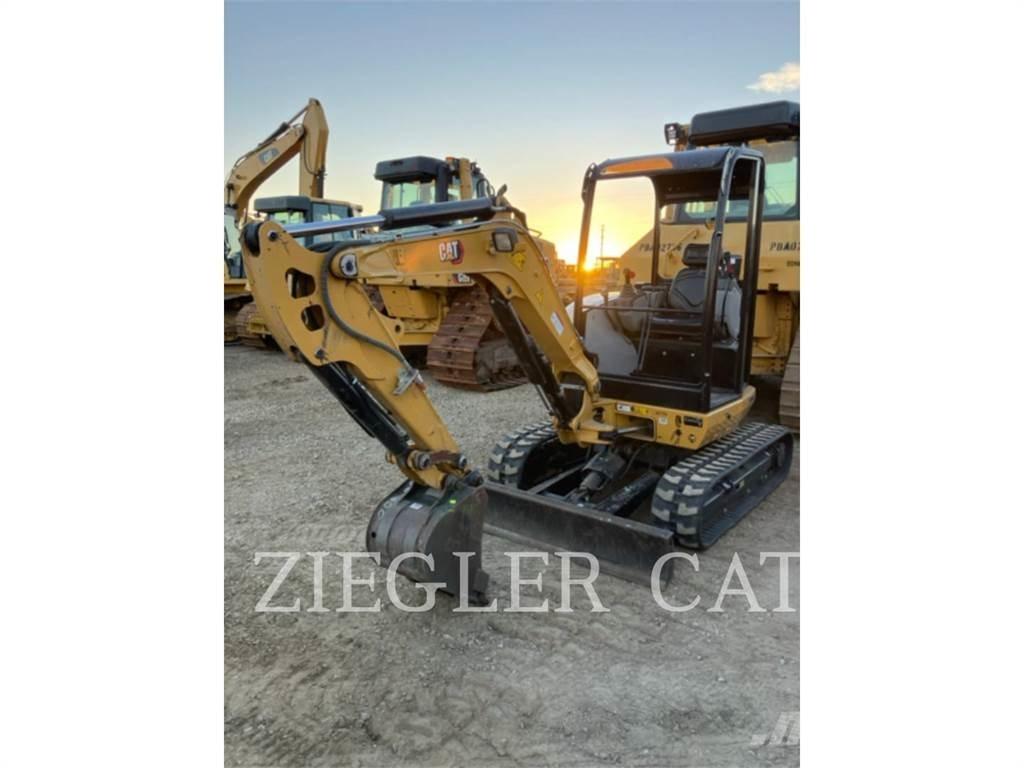 CAT 302.7DCR Pásová rýpadla