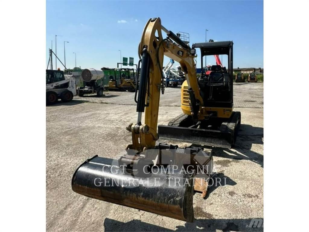 CAT 302.7DCR Pásová rýpadla