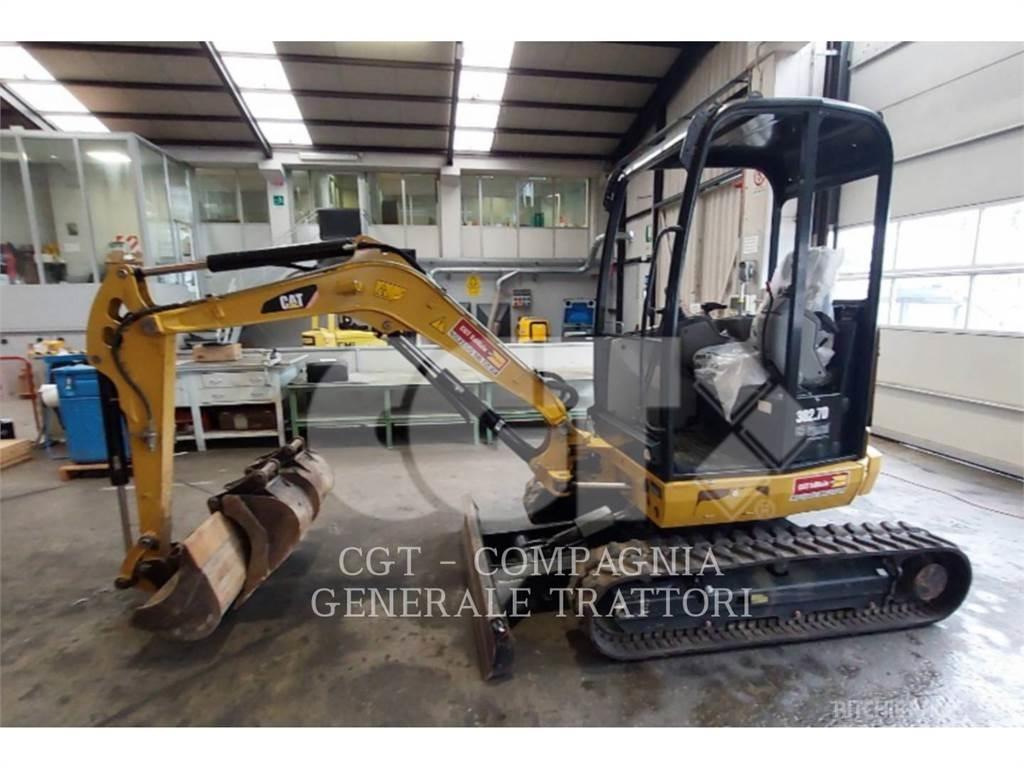 CAT 302.7DCR Pásová rýpadla