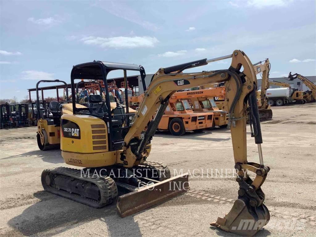 CAT 302.7DCR Pásová rýpadla