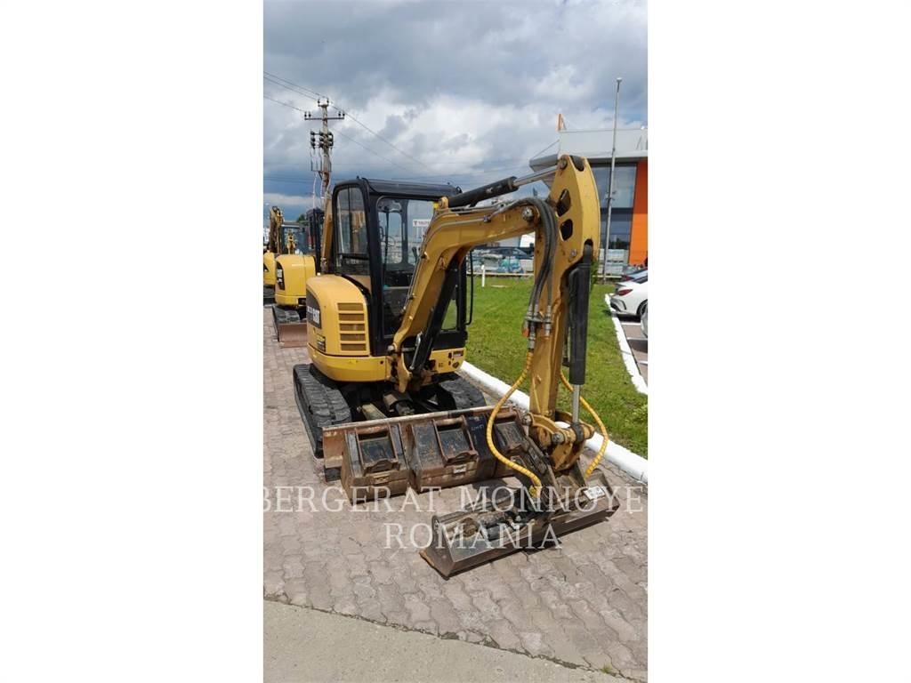 CAT 302.7DCR Pásová rýpadla