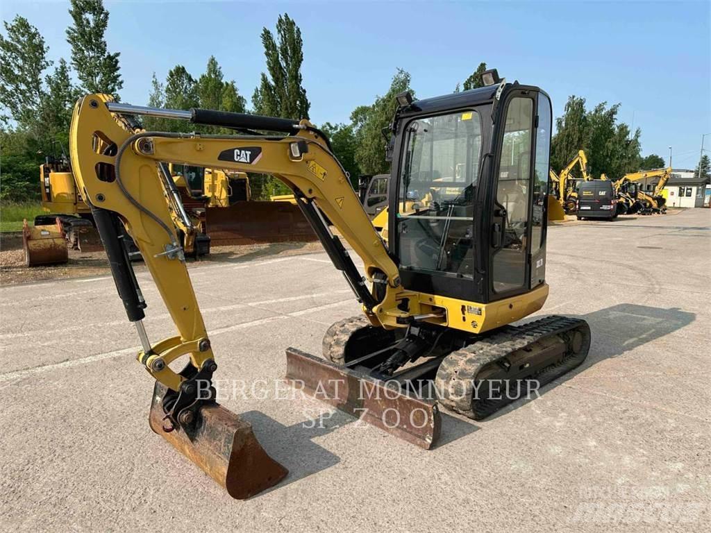CAT 302.7DCR Pásová rýpadla