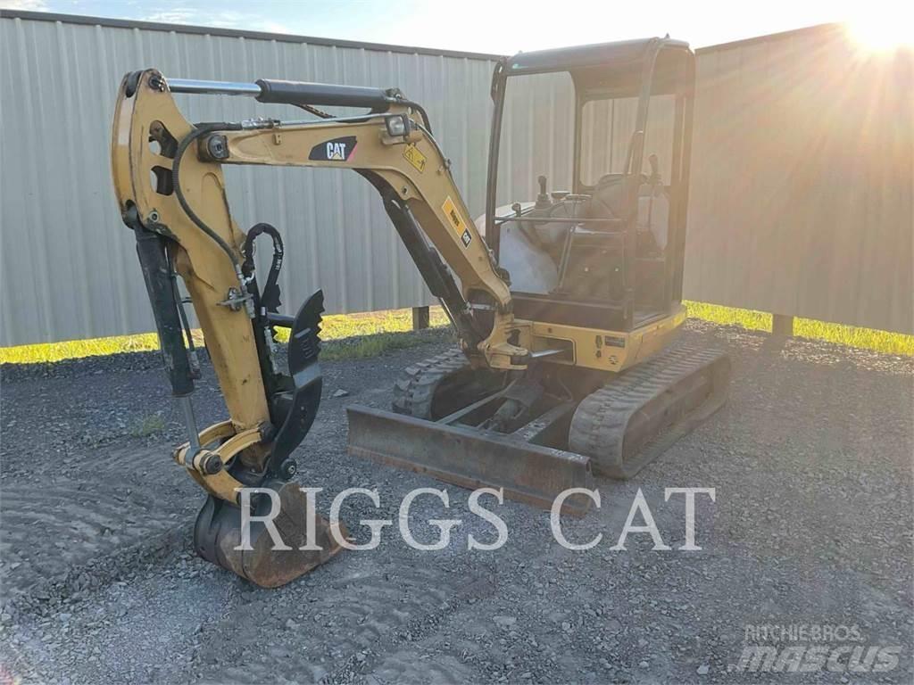 CAT 302.7DCR Pásová rýpadla