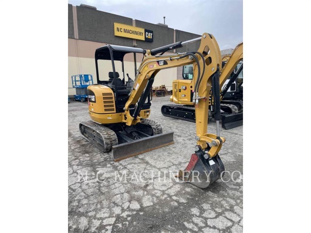 CAT 302.7DCRCN Pásová rýpadla