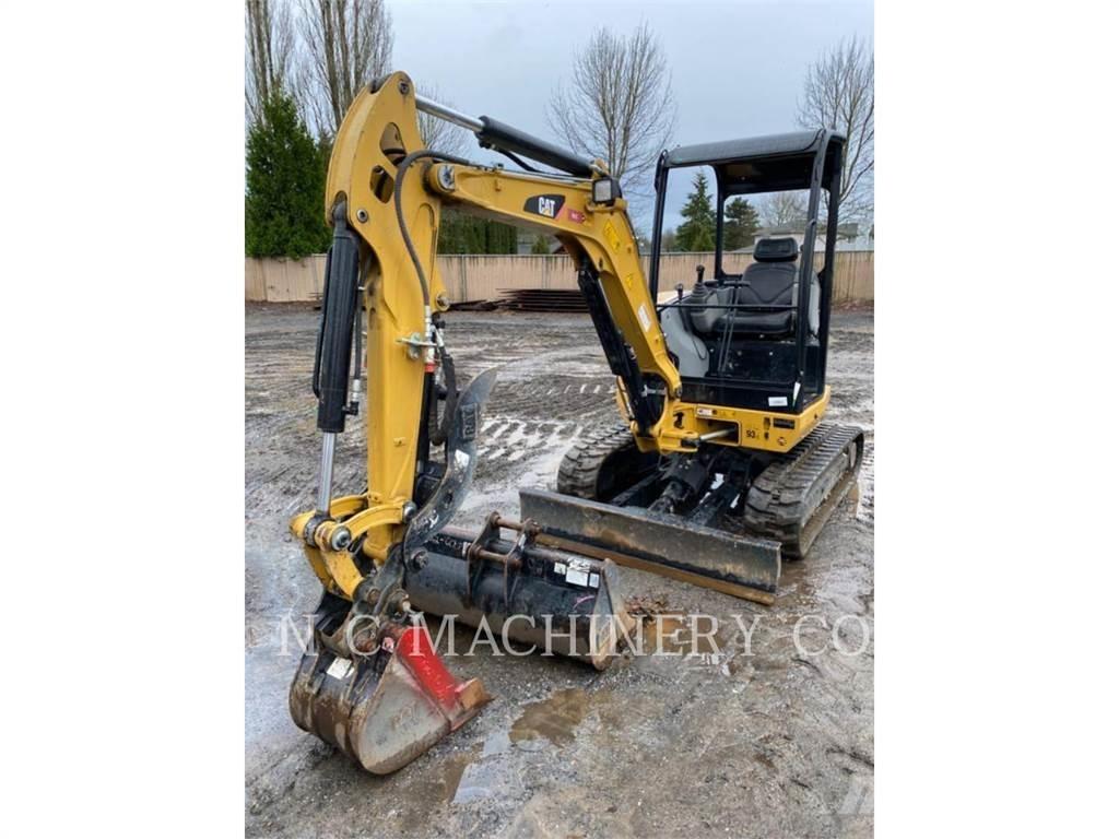 CAT 302.7DCRCN Pásová rýpadla