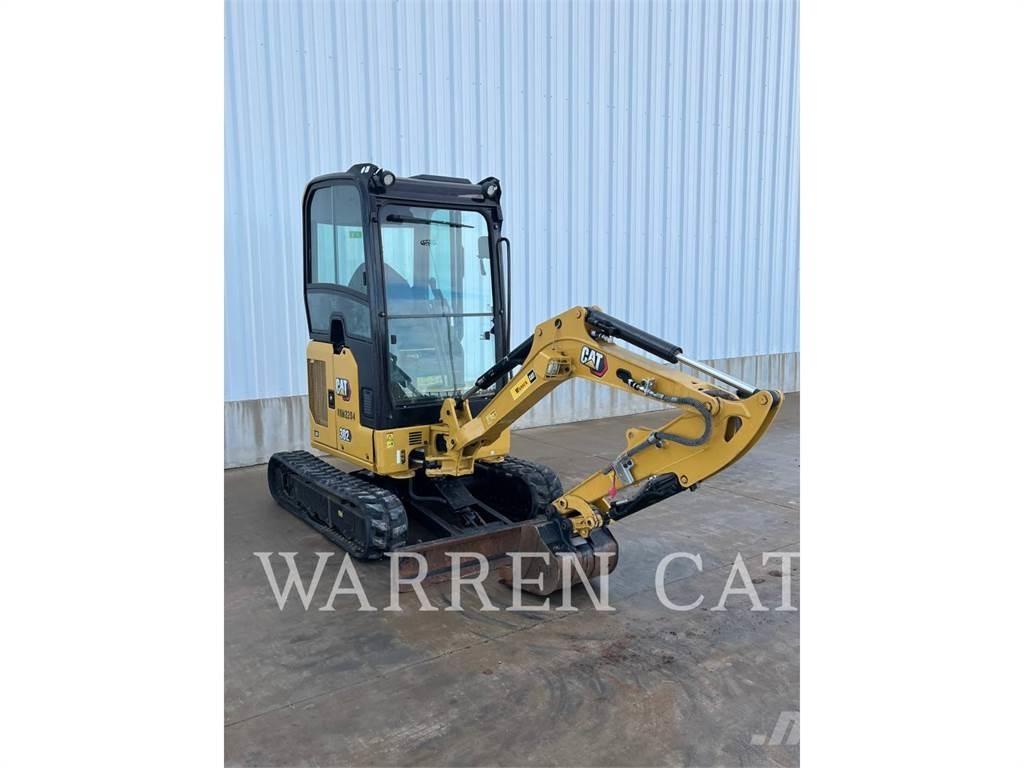 CAT 302 CR Pásová rýpadla