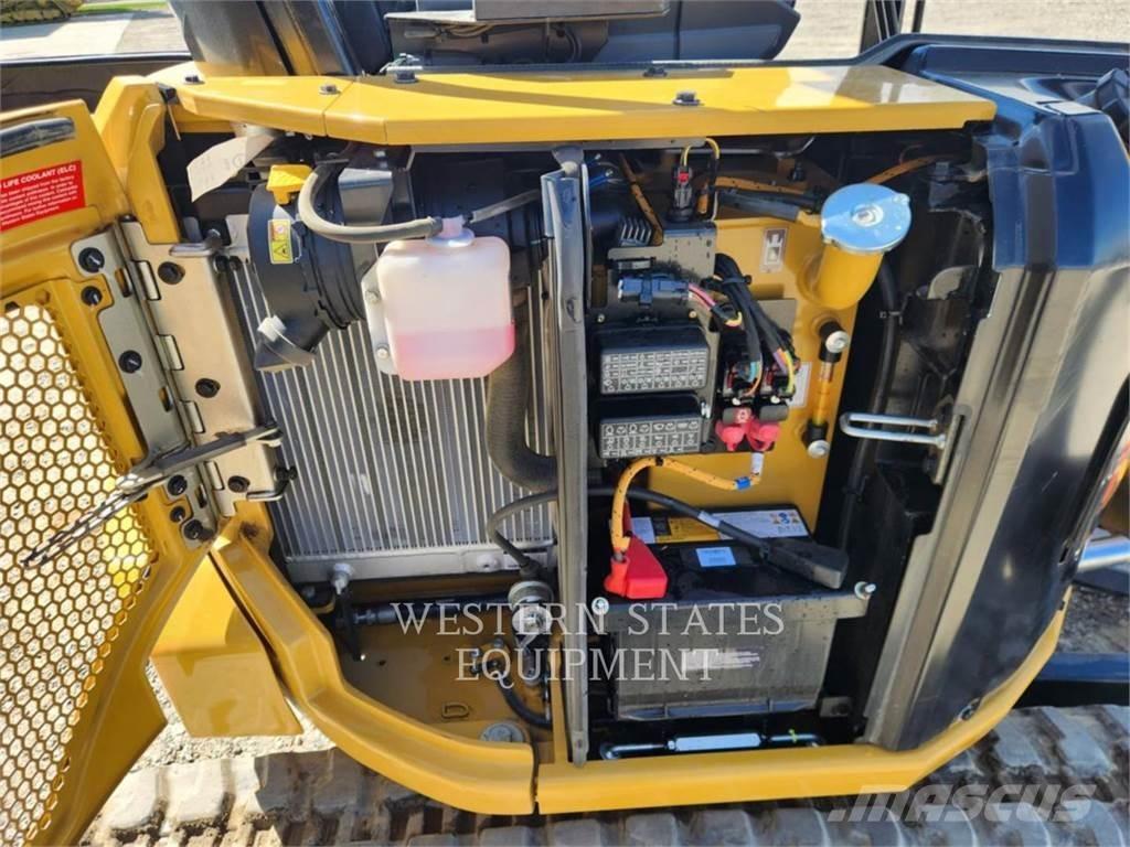 CAT 303 Pásová rýpadla