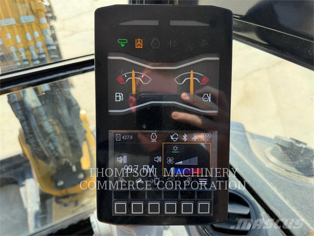 CAT 303.5 Pásová rýpadla