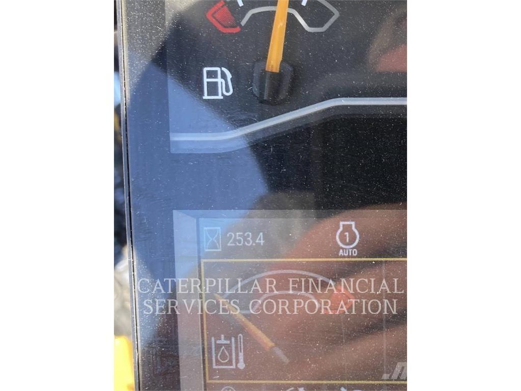 CAT 303.5-07CR Pásová rýpadla