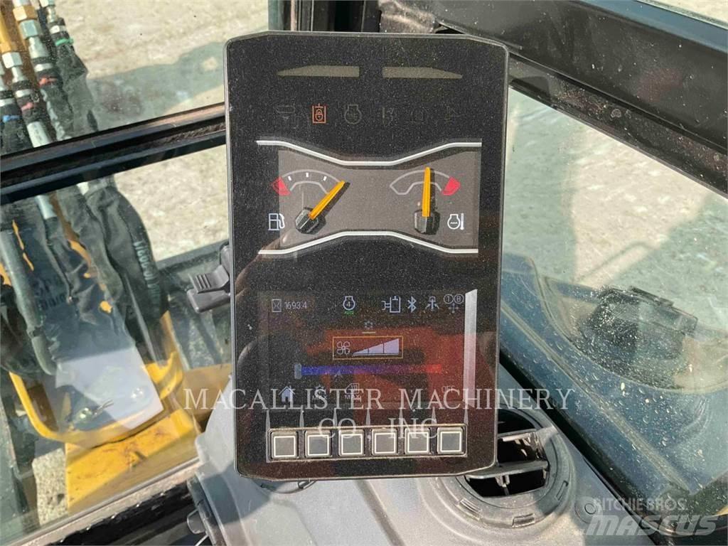 CAT 303.5 CR Pásová rýpadla