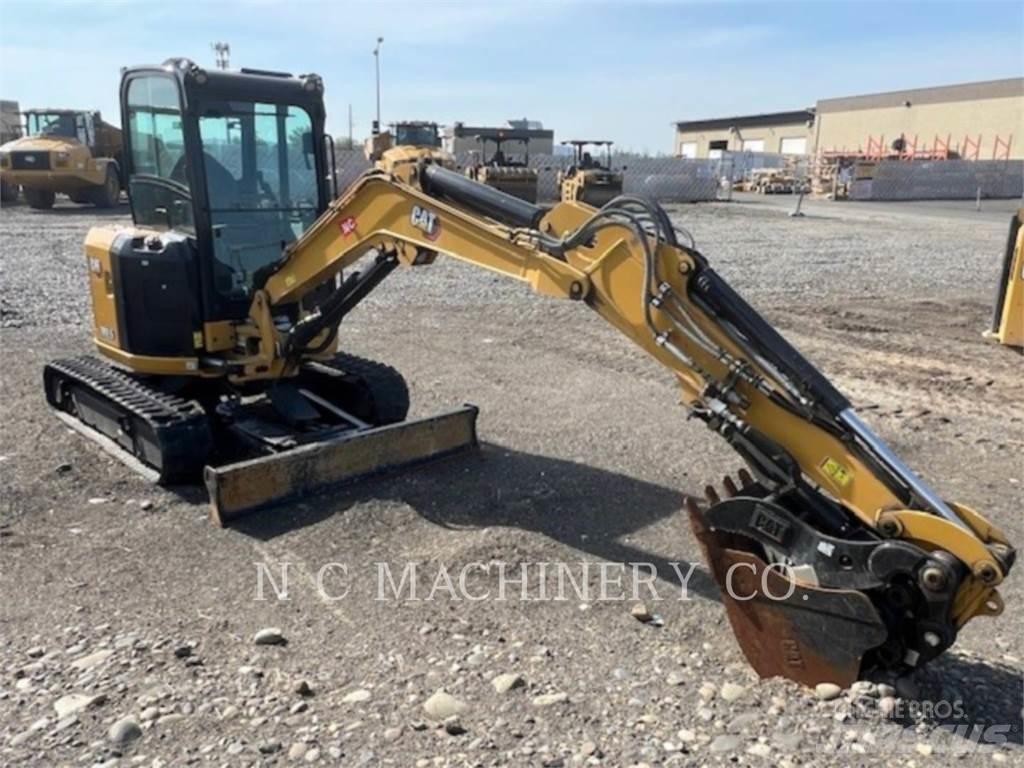CAT 303.5 CRCB Pásová rýpadla