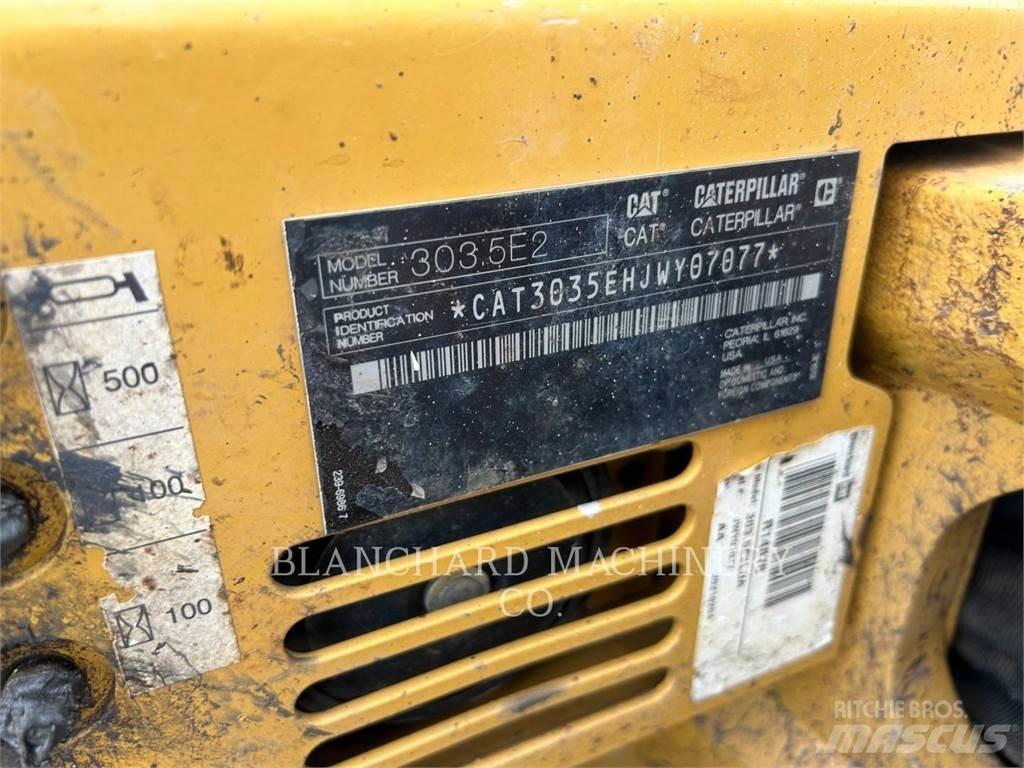 CAT 303.5 E Pásová rýpadla