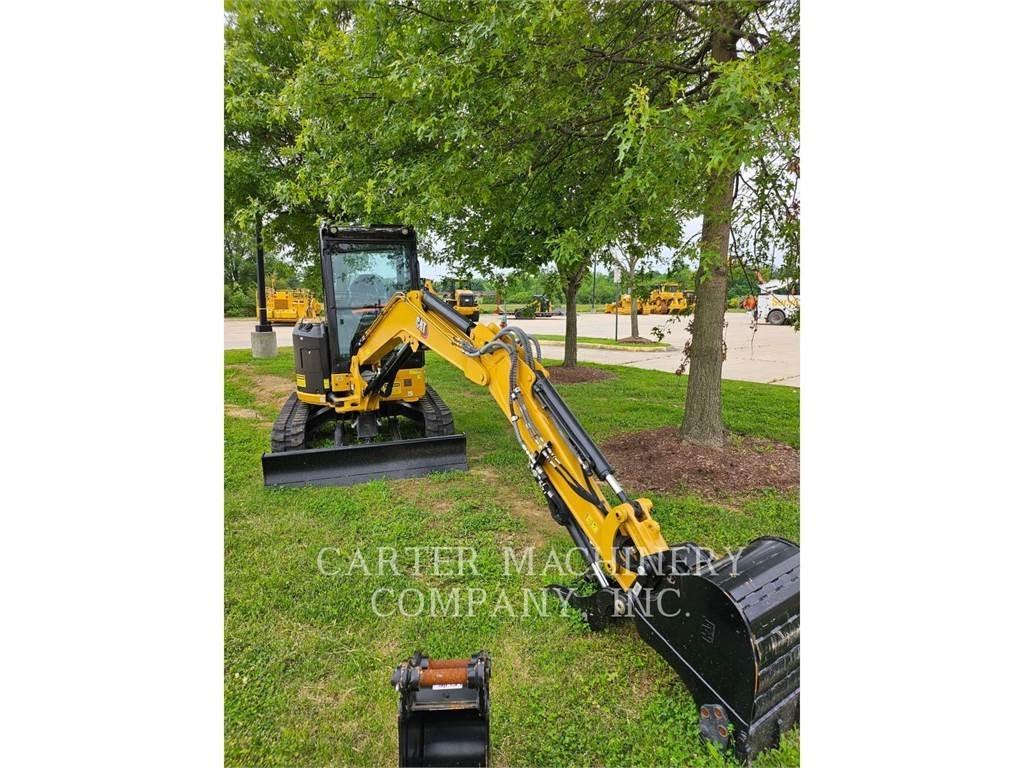 CAT 303.5CR Pásová rýpadla