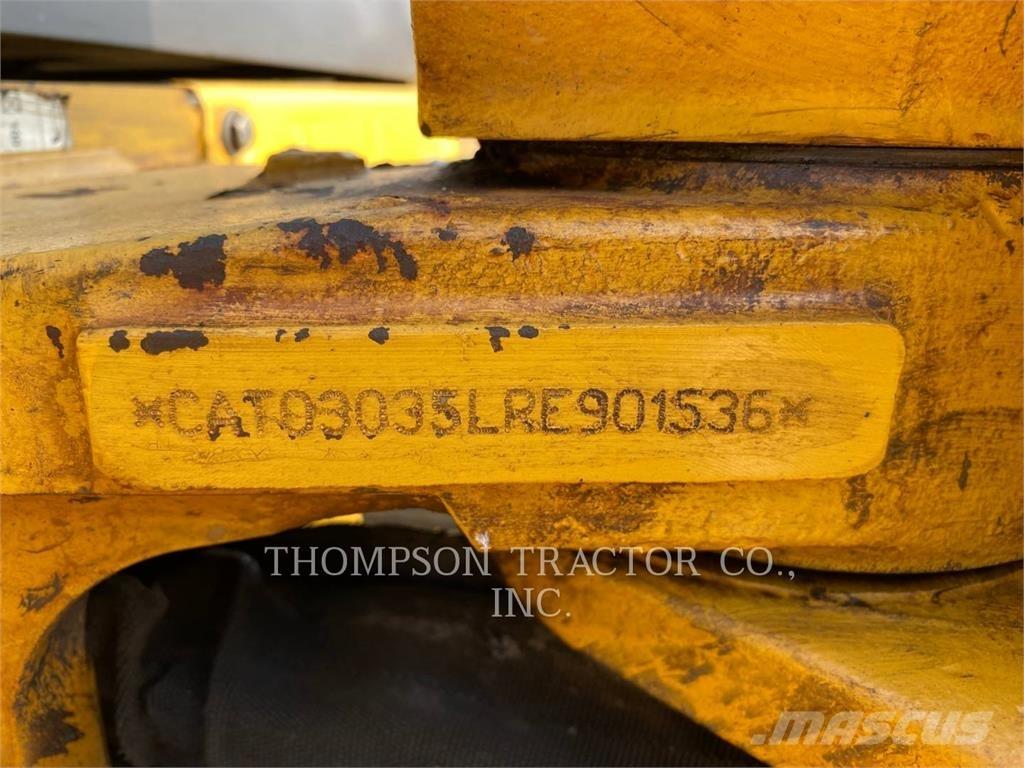 CAT 303.5CR Pásová rýpadla