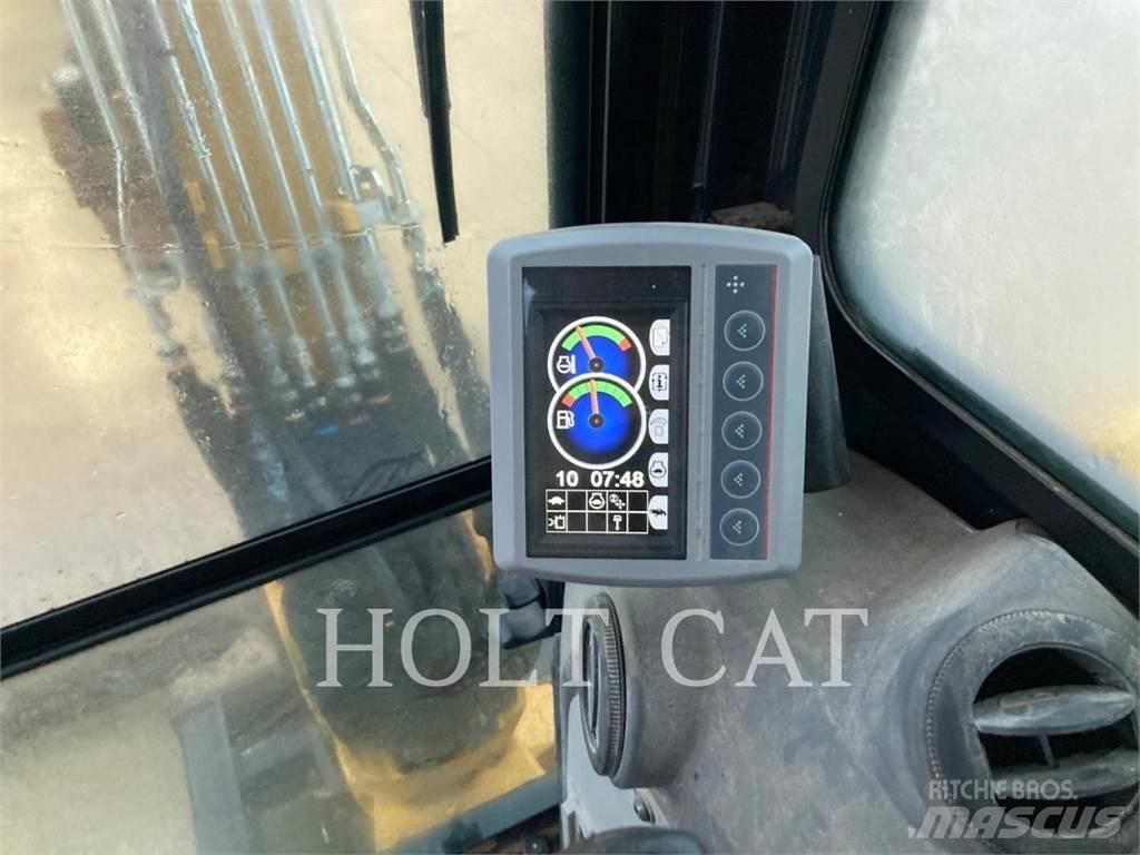 CAT 303.5E CR Pásová rýpadla