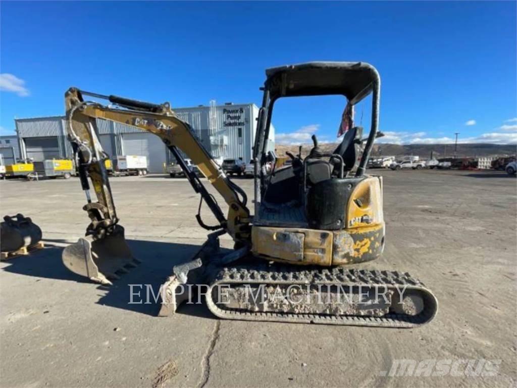 CAT 303.5E2 Pásová rýpadla