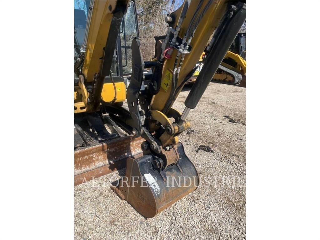 CAT 303.5E2 CR Pásová rýpadla