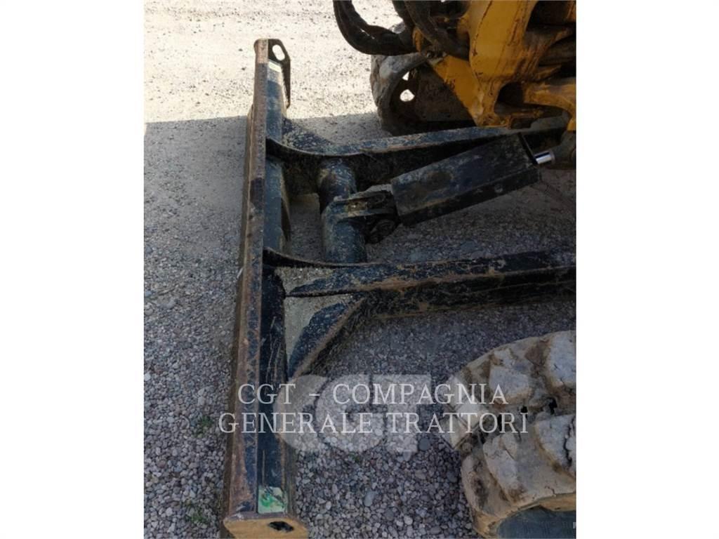 CAT 303.5ECR Pásová rýpadla