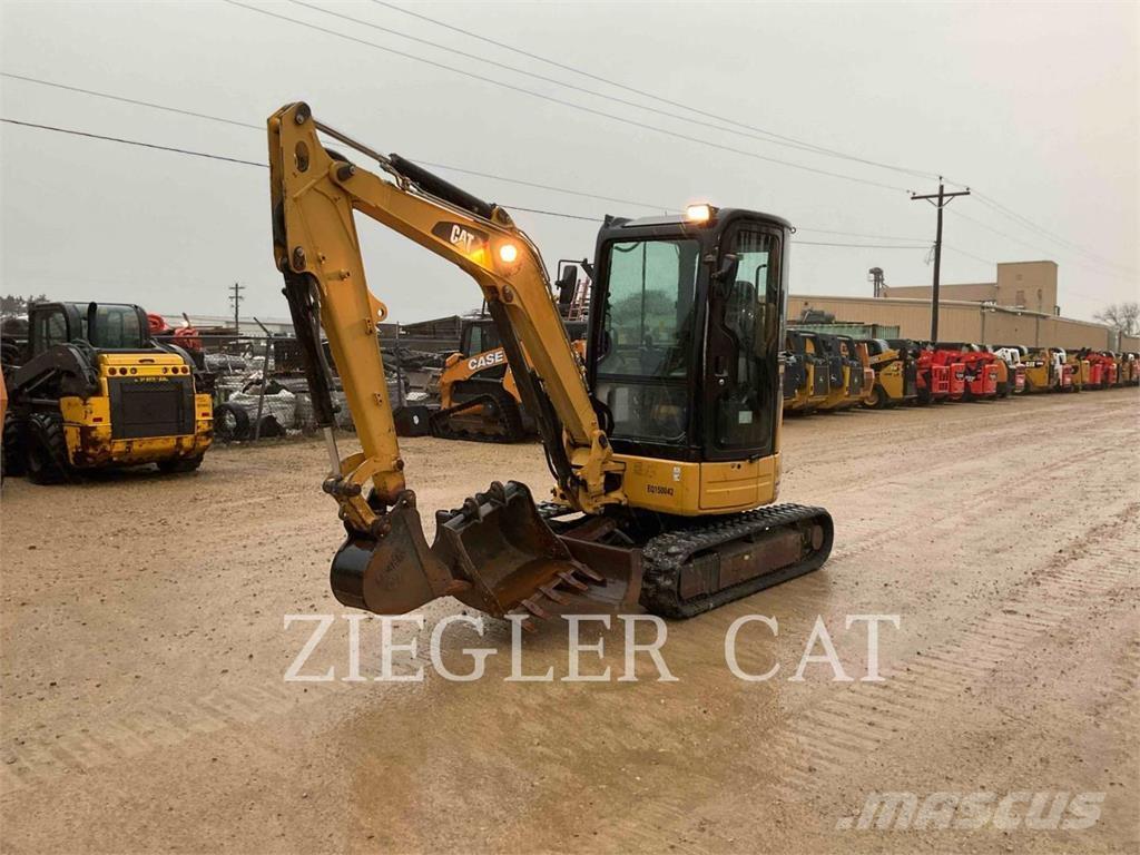 CAT 303CCR Pásová rýpadla